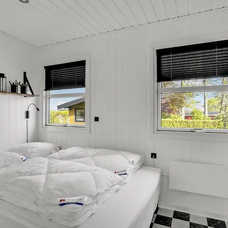 4 Bedroom Stunning In 보겐세